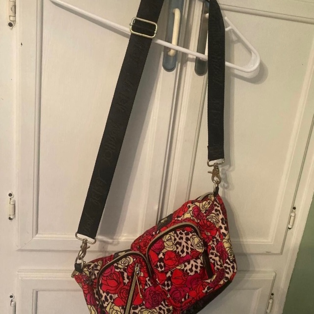 Betsey Johnson Cross Body Purse.